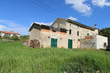 Labin, surroundings, stone house for adaptation