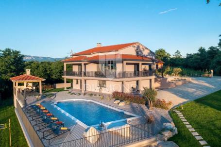 Pićan, surroundings, beautiful Villa surrounded by nature