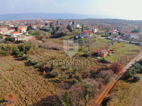 Barban, okolica, građevinsko zemljište na dobroj lokaciji