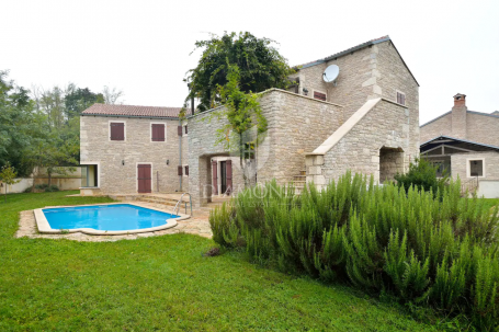 Central Istria, autochthonous holiday house with swimming pool