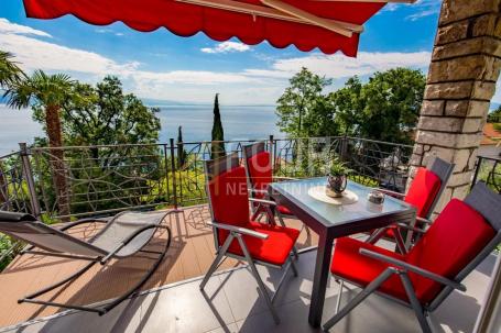 Flat Opatija - Centar, Opatija, 140.08m2