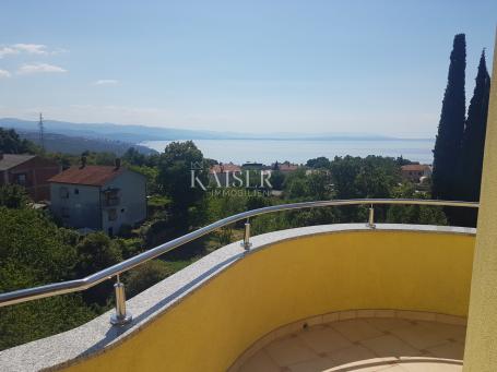 Matulji - kuća s apartmanima