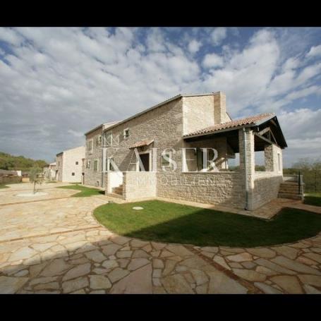 House Motovun, 323m2