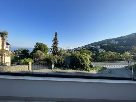 Flat Opatija - Centar, Opatija, 117m2