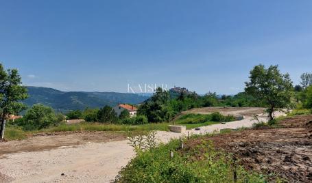 Istrien, Motovun - Baugrundstück mit Blick auf Motovun