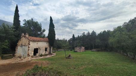 Istria, Labin - house for adaptation, 110 m2