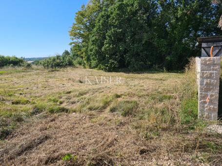 Building land Kringa, Tinjan, 602m2