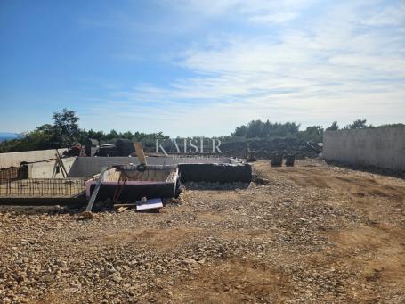 Building land Krk, 830m2