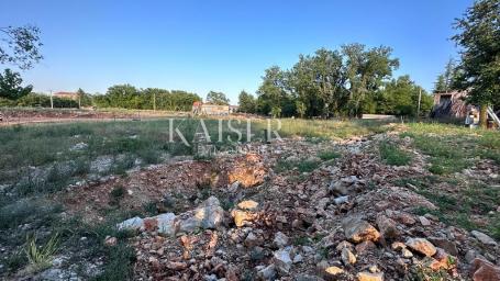 Island of Krk, surroundings of Dobrinje - building plot, 996 m2