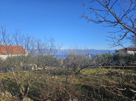 Building land Vrbnik, 1.018m2