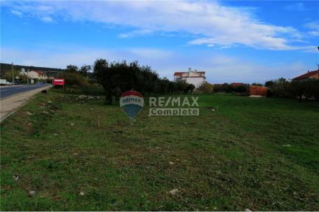 Building land, POSEDARJE- EXCELLENT LOCATION