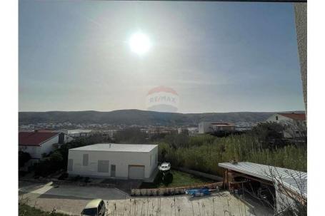 House Pag, 745m2