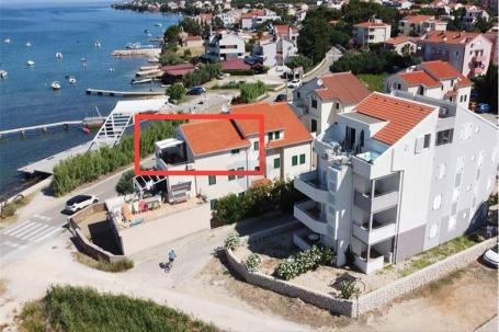 STARA NOVALJA-NEW-two-room apartment next to the beach