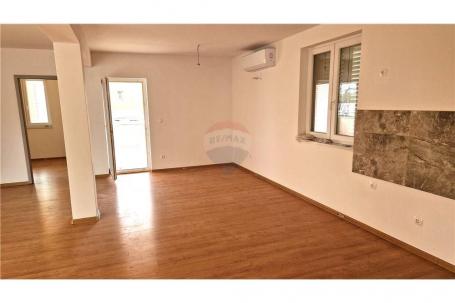 Flat Biograd na Moru, 100m2