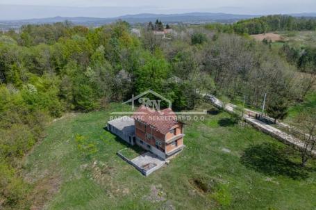 Prodaja kuće, Trbušnica, Romanijska, opština Loznica, 180m2, 1. 7ha ID#1225