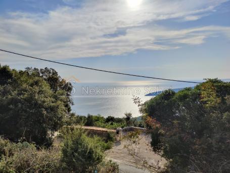 Ustrine, Island Cres - Building land, 700 m2