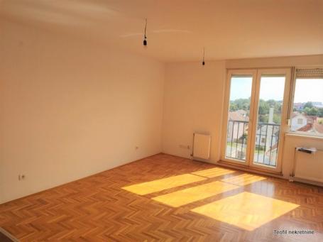 STARA PAZOVA NOVA PAZOVA 70m2 , (T) , 92000e