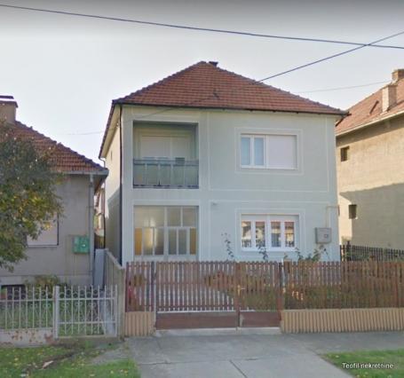 STARA PAZOVA NOVI BANOVCI 180m2 , (2T)+G , 169000e