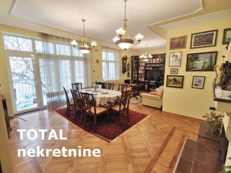 4 Četvorosoban stan NOVI SAD, 367090€