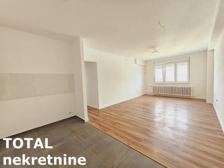 3 Trosoban stan NOVI SAD, 149350€