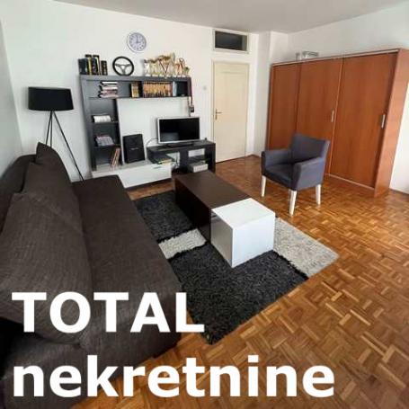 1 Jednosoban stan NOVI SAD, 92700€