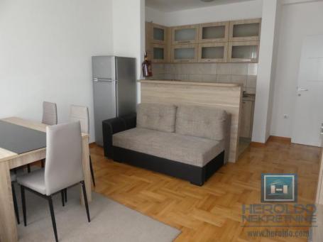 Comfortable four-room apartment in Plavusa, Jagodina