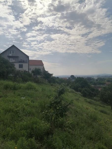 Odličan plac, Ledine, u blizini glavnog puta