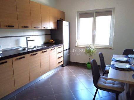 Umag-surroundings, Modern spacious apartment 120 m2 not far from the town and the sea