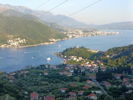 Land of 3246m2 in Herceg Novi with a stunning sea view