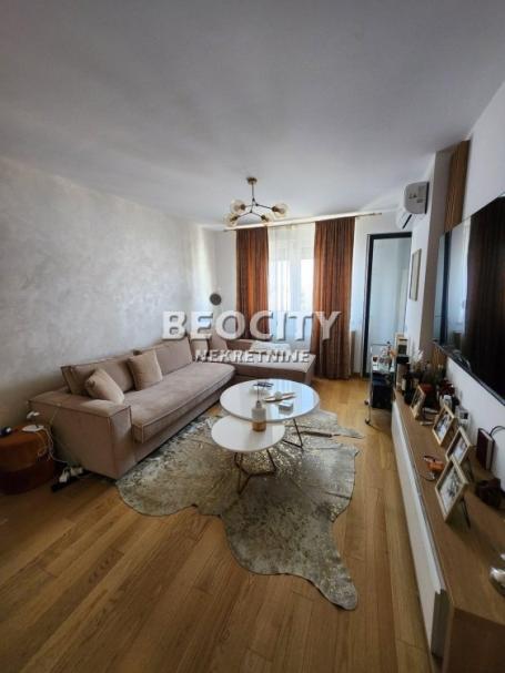 Novi Sad, Centar, , 2. 5, 58m2, 208800EUR