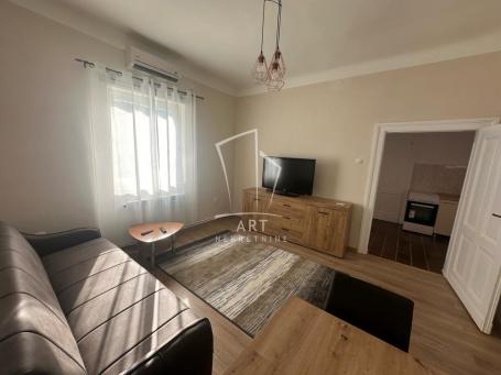 Centar, Gundulićev venac, 60m2 ID#8537