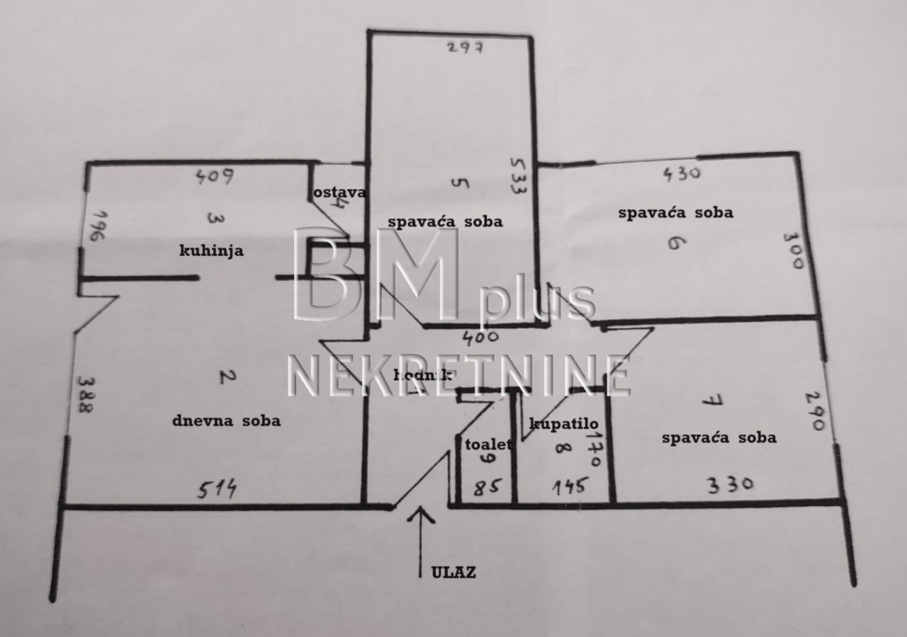 Četvorosoban stan, 83m2,  RENOVIRAN, Generala Milojka Lešjanina, Pravni Fakultet