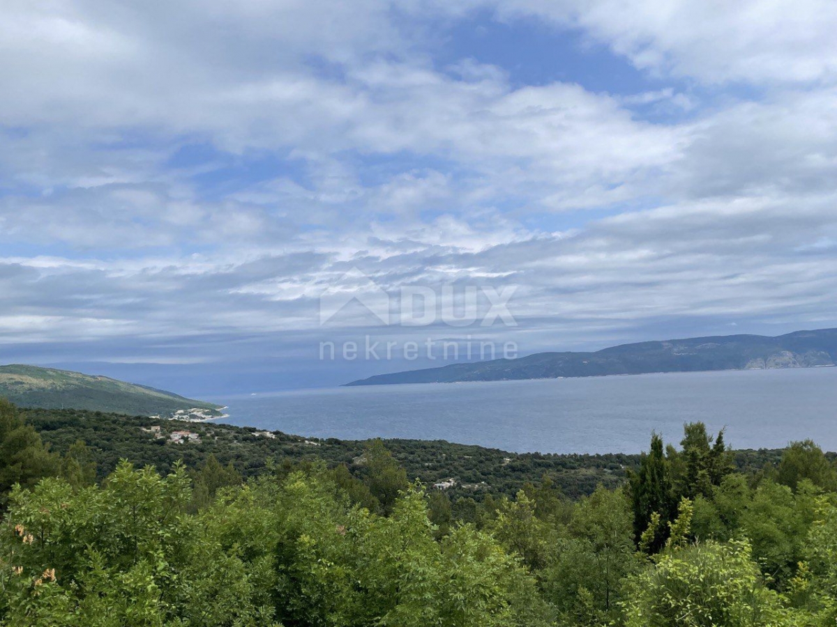 ISTRA, RABAC - Građevinsko zemljište s otvorenim pogledom na more