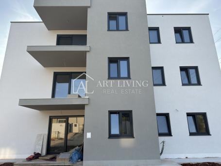 Istria, Umag, surroundings - beautiful apartment on the ground floor with a garden on TOP! location