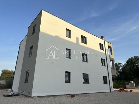 Istria, Umag, surroundings - modern apartment in a new building in a great location