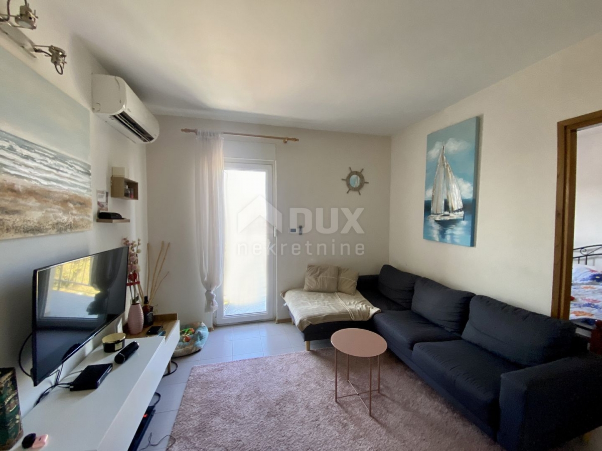 NOVIGRAD - REDUZIERTER PREIS - 2-Zimmer-Wohnung mit Meerblick