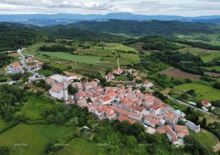 Građevinsko zemljište Prodaja građevinskog zemljišta. Pazin, Trviž