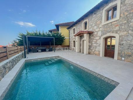 OPATIJA, IČIĆI – luxury stone house with heated pool and parking for winter rent