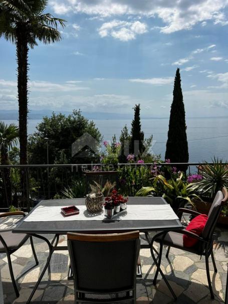 OPATIJA - Apartment 104m2 with a beautiful view of the sea