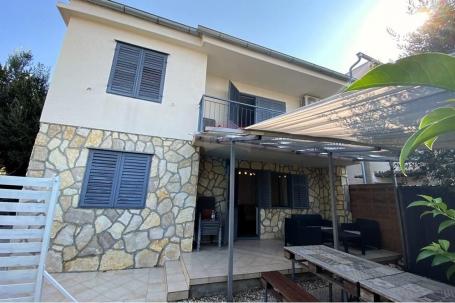 House Maslenica, Jasenice, 94m2