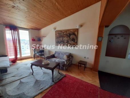 ODMAH USELJIV VELIKI DVOSOBAN STAN 66 m2 U CENTRU NOVOG SADA - potreban Depozit-065/385 8880