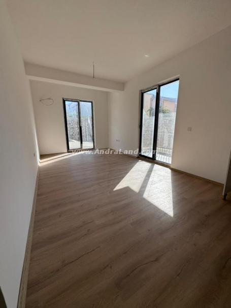 ONE-ROOM APARTMENT FOR SALE,DOBRA VODA