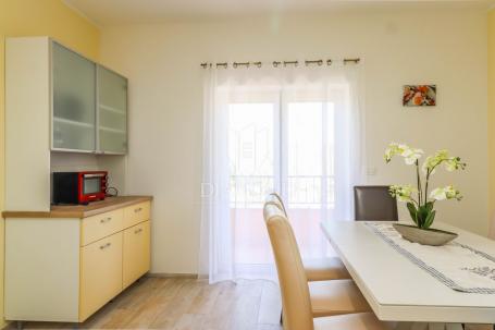 Umag, surroundings - spacious apartment for long-term rent!