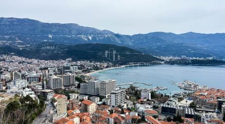 One bedroom apartment overlooking the Budva Riviera