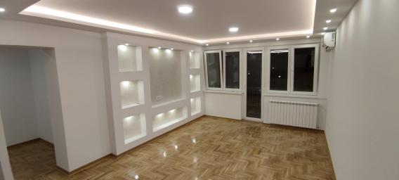 SAVSKI VENAC CENTAR 76m2 , T , 279000e