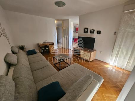 Bulevar, trosobni stan, dugoročni ili kraći najam, 75m2