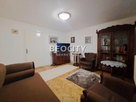 Vračar, Hram Svetog Save, Hadži Melentijeva, 3. 0, 68m2, 238000EUR