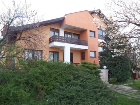 Prodaja, Kuća, 230. 00m2 , Vinogradi