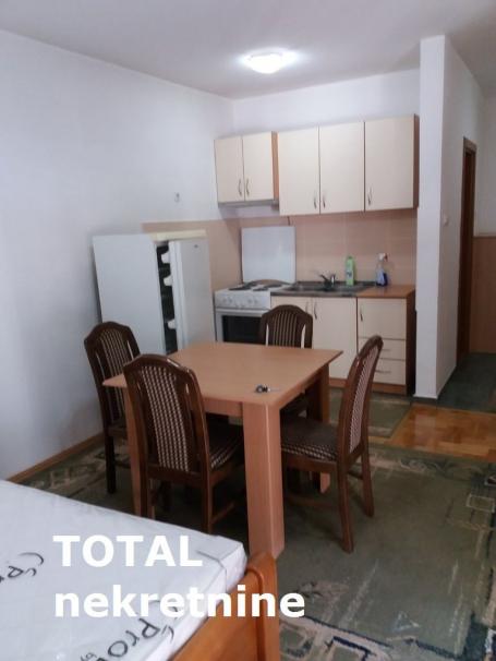 0. 5 Garsonjera NOVI SAD, 98880€