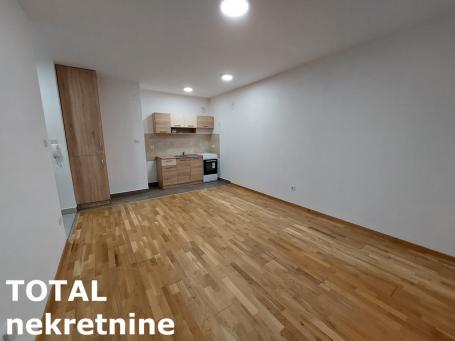 2 Dvosoban stan NOVI SAD, 72100€